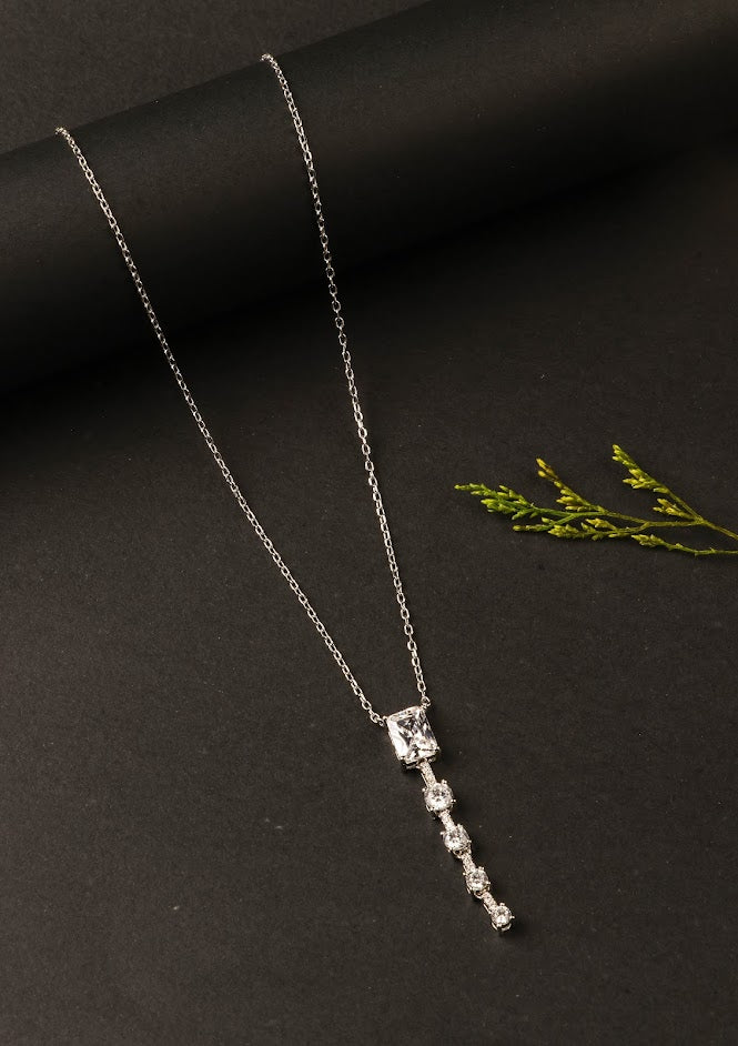 Stone studded pendant necklace